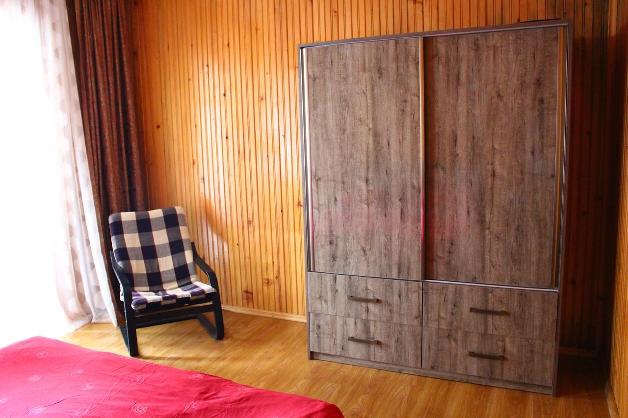Guest House Lazika Sarpi Luaran gambar